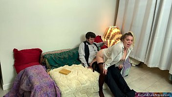 Play Stepdaughter keeps cuming everywhere and gets her stepdad to fuck her hard