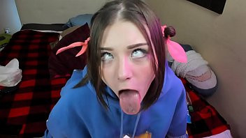 Play Deepthroat, feet and nipple orgasm