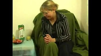 Play Amateur Blonde Mom Fucks Her Son's friend