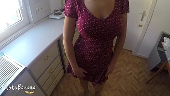 Play First date with a Tinder girl