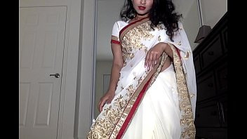 Play Desi Dhabi in Saree getting Naked and Plays with Hairy Pussy