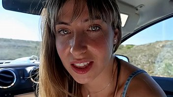 Play Adolescente RUBIA INCREIBLE HACE UNA MAMADA A UN GORDO FRIKI CON SUERTE