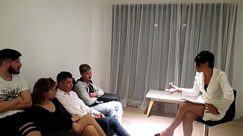 Play ORGIA SEXUAL EN LO DE LA PSICOLOGA , LA TERAPIA SE TRANSFORMO EN UNA FIESTA DE SEXO o