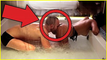 Play First-time ASIAN… first-time SQUIRT! Taken to hotel and ABUSED… and she's MUSLIM?? (Aug 18, Bali)