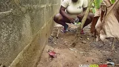 Play Black Guy Caught Blonde Washing Pussy In Farm