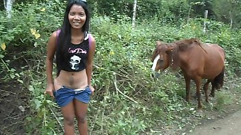 Play Love giant horse cock so much it makes me squirt
