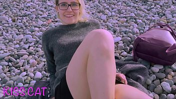 Play Public Agent - 18 Babe Flashing Tits with Close Up Pussy in Central Park