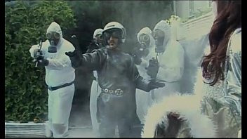Play Laura Perego is an Anal Nympho Alien
