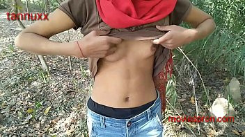 Play Hot girlfriend outdoor teen sex fucking pussy indian desi